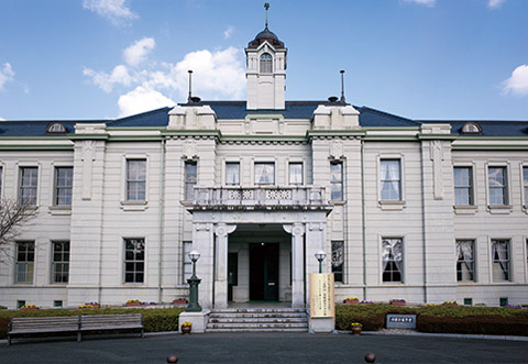 画像：旧県会議事堂
