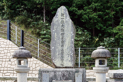 画像：井上馨の墓